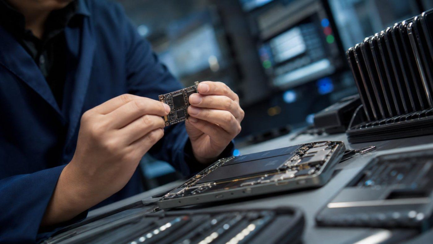 Nothing alerta: la memoria ya supera el 50% del coste de un móvil y encarece los nuevos teléfonos hasta 100 dólares