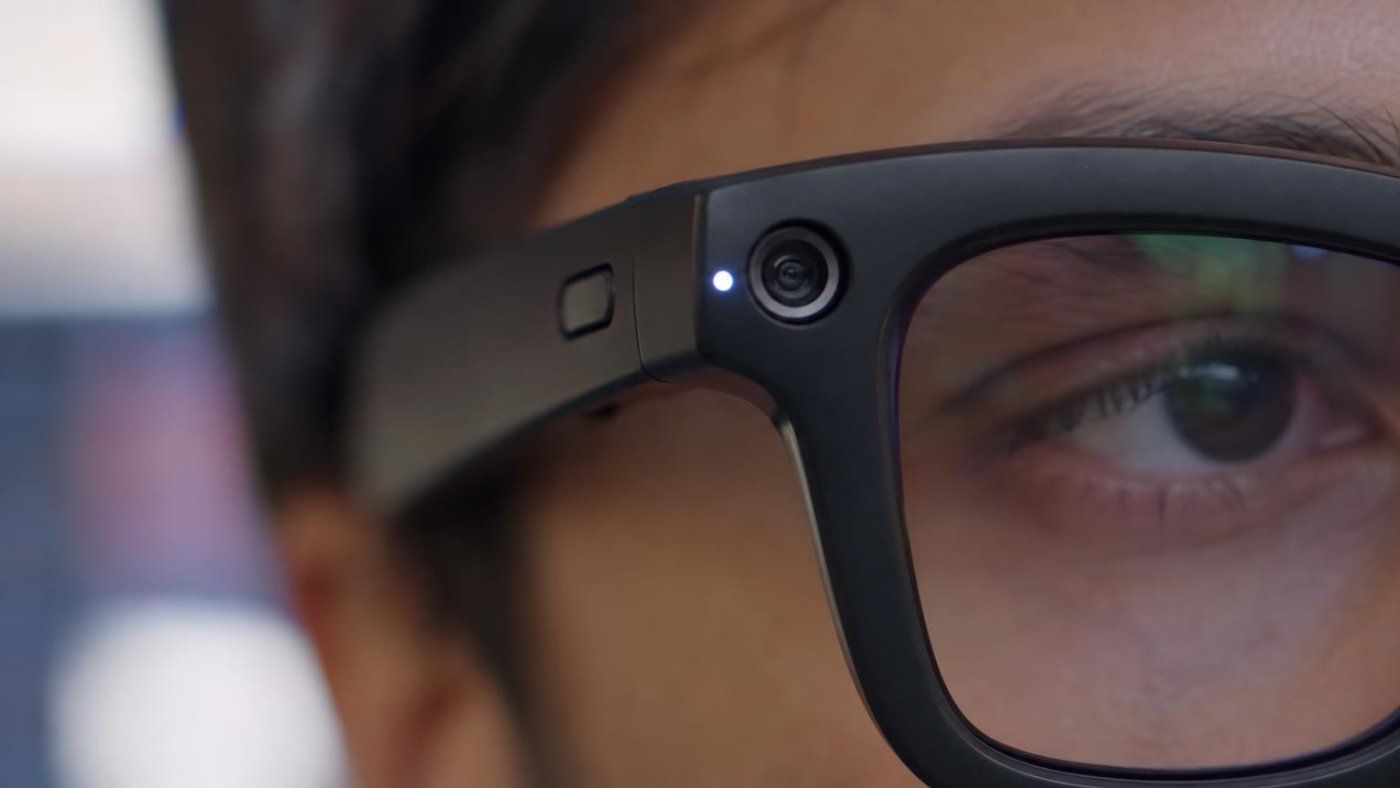 La AEPD aclara que las gafas inteligentes no son ilegales: la responsabilidad de grabar recae en quien las lleva