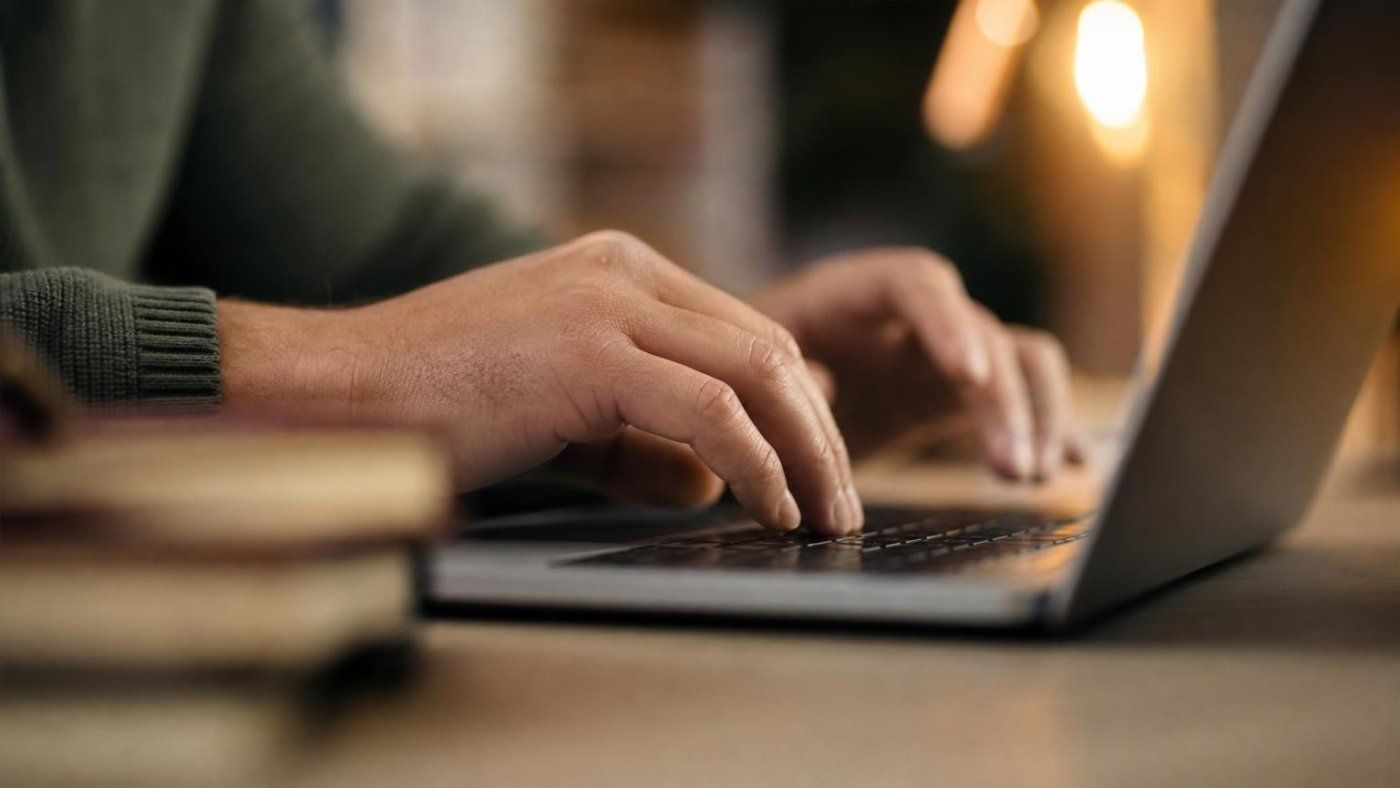 La IA ya está en 1 de cada 5 libros autopublicados en Amazon, pero solo suma el 11,3% de los ingresos