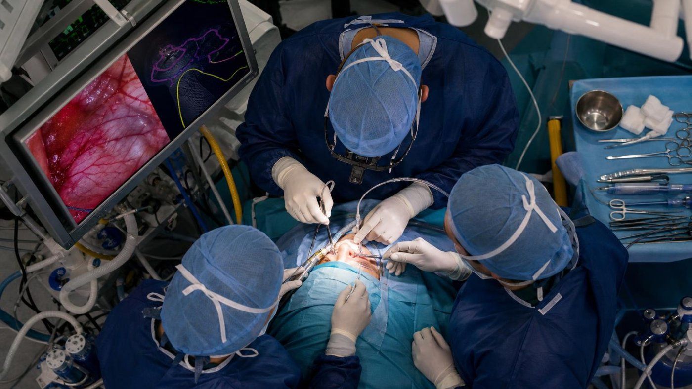En Londres, una IA guía en tiempo real la extirpación de un tumor cerebral por la nariz
