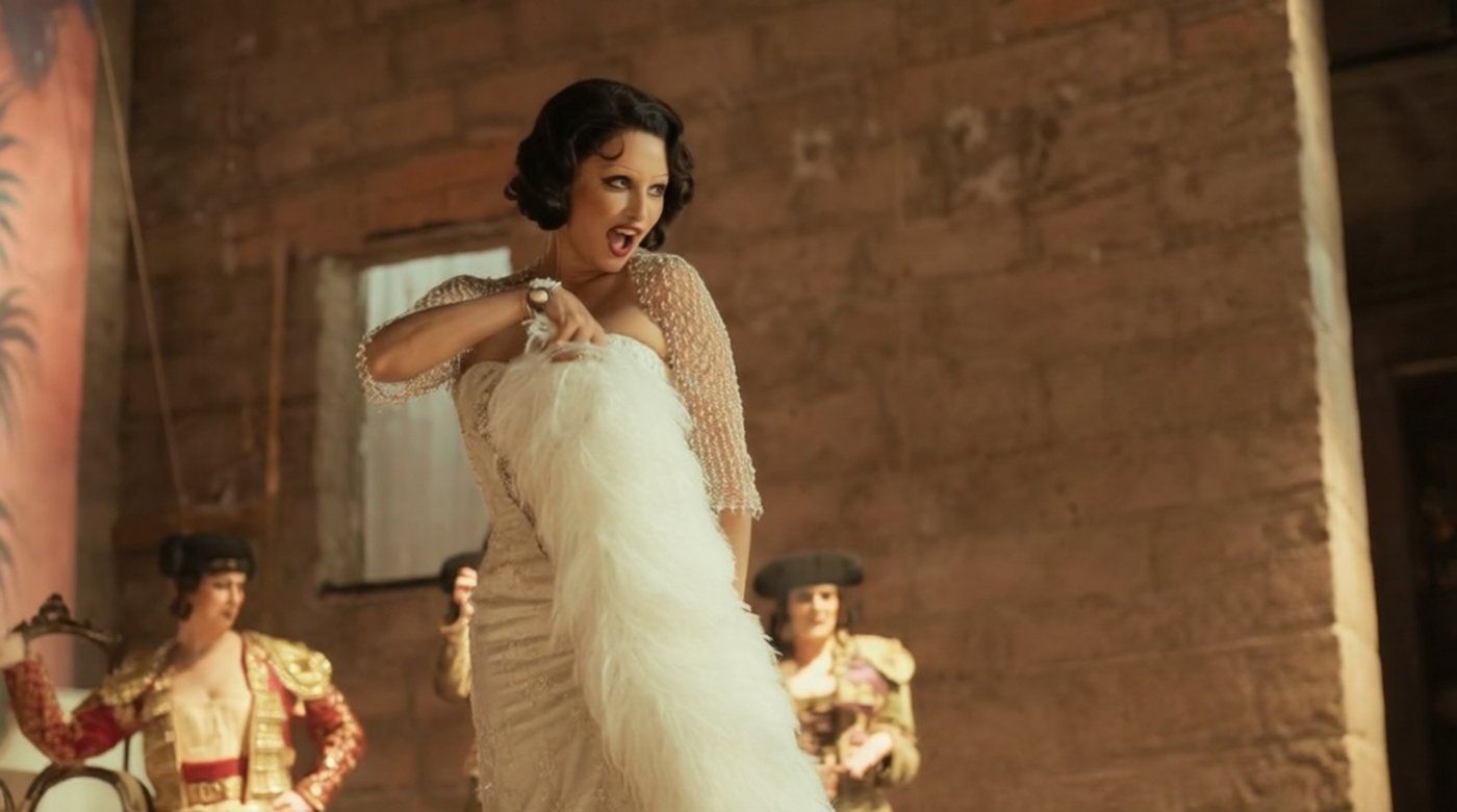 'La bola negra' llega a salas con Netflix y pronóstico de 7 a 14 nominaciones al Oscar