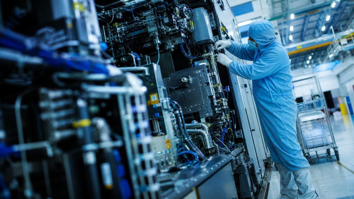 ASML gana 4.960 millones y avisa: su suministro para 2027 y 2028 no cubrirá toda la demanda