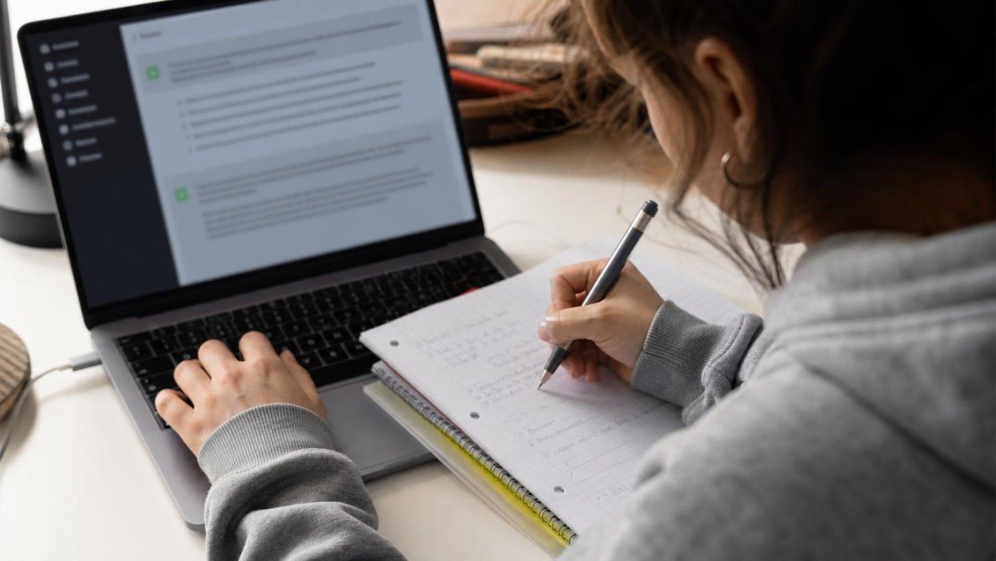 La IA en casa complica los exámenes: Brown detecta alumnos que la usan para responder pruebas desde casa