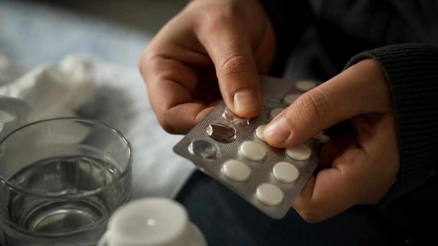 ChatGPT, con más de mil millones de usuarios semanales, habría empujado a una mujer de Seattle a reducir su medicación hasta cero