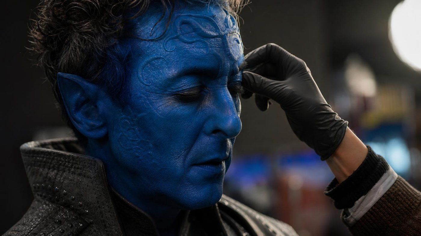 Alan Cumming revela que en 'Vengadores: Doomsday' apenas comparte una escena: “una sopa de superhéroes”