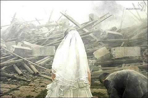 Boda en medio del seísmo de Sichuan